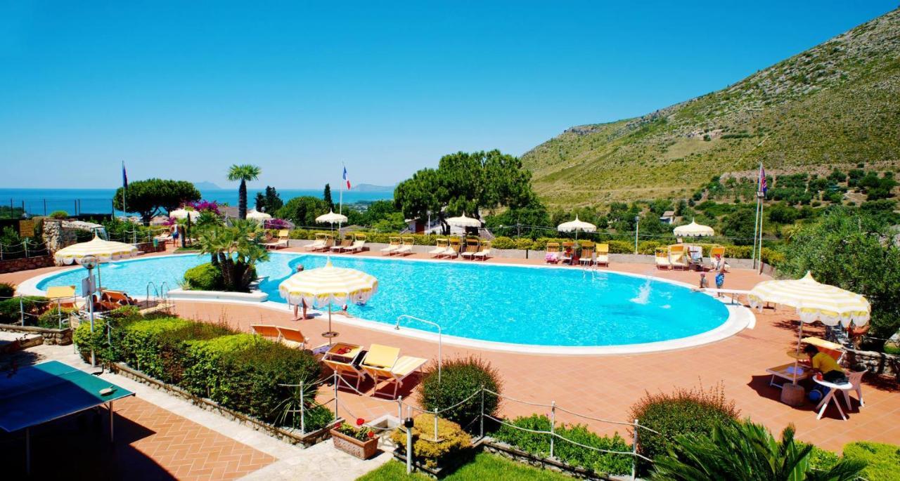 Casa Vacanza Kair Trilo 227 Сперлонга Екстер'єр фото